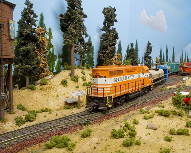 Trackside Model Railroading HO scale McCloud River Railroad